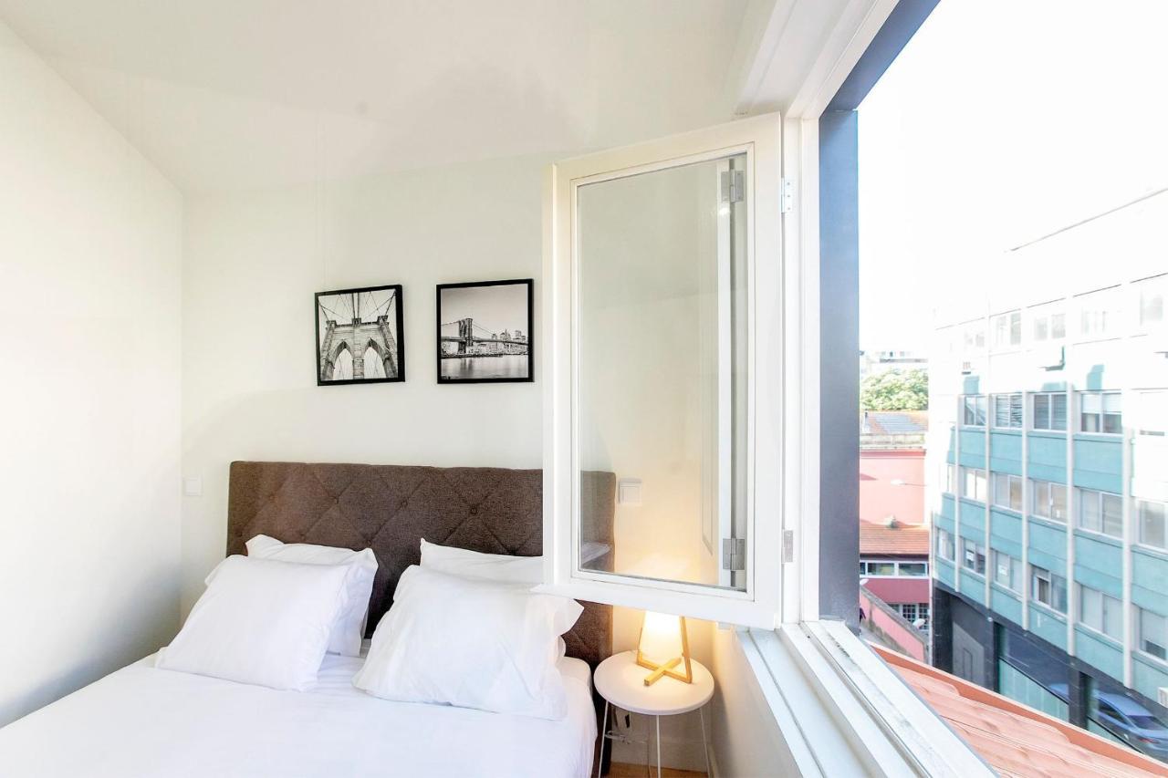 Lovelystay - Cozy 1Br In Santa Catarina W/ Balcony ポルト エクステリア 写真
